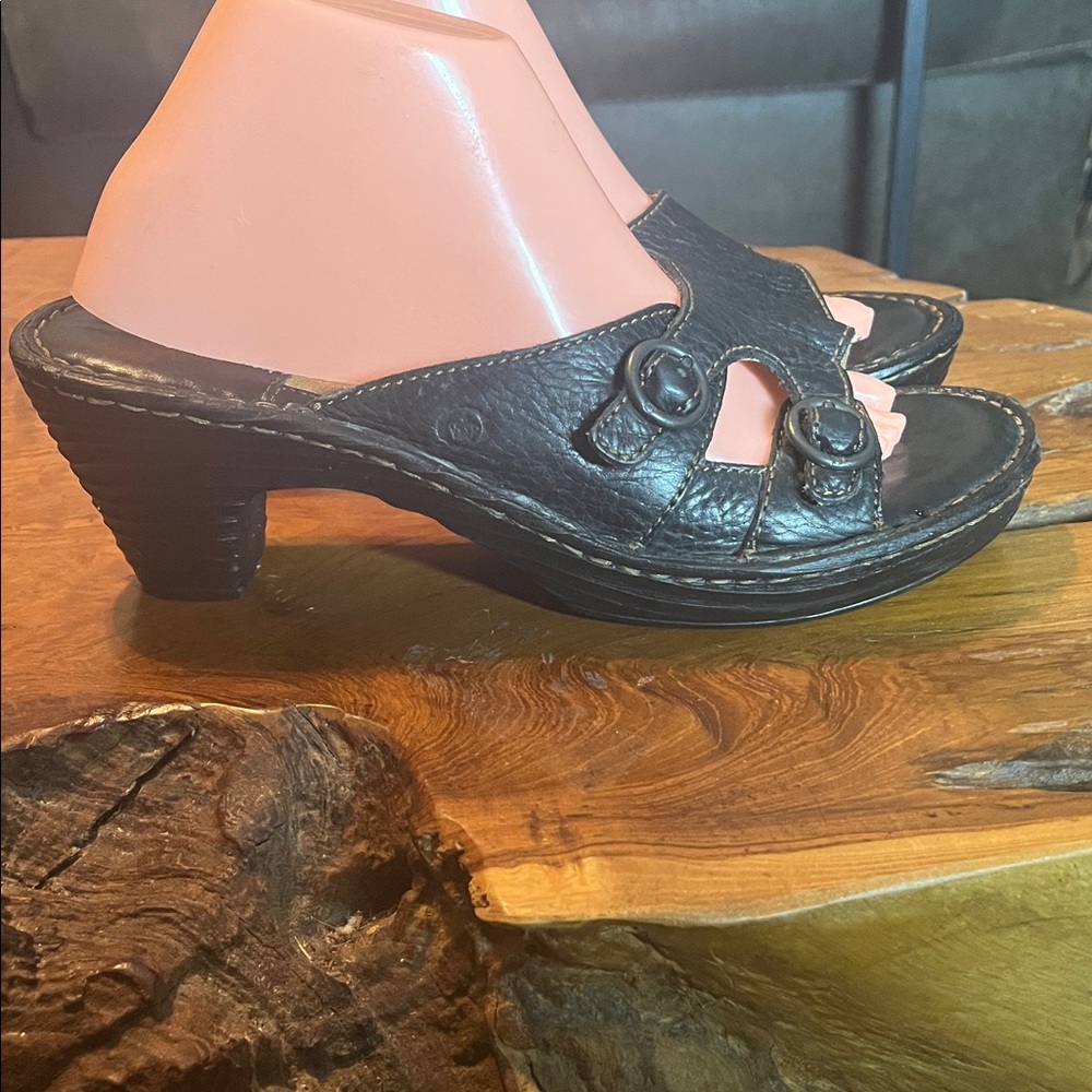 Born Black Leather Heeled Sandals Size 10/42